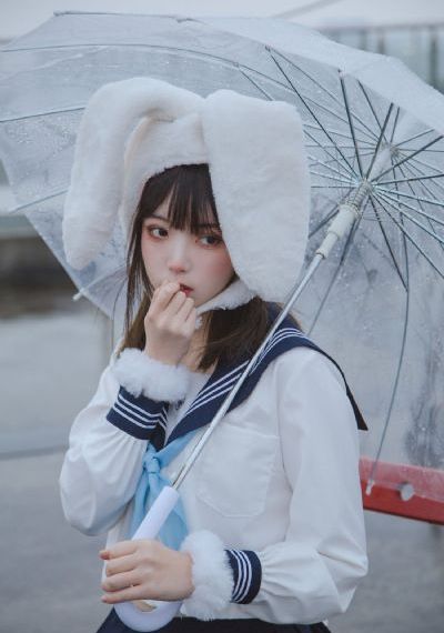 妻子当着丈夫的面给别人好吗-手机影院迅雷电影在线