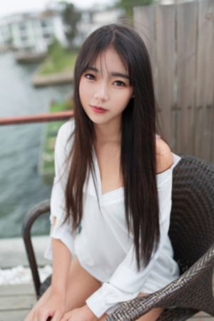 酒店服务生电影-不卡片高清视频观看